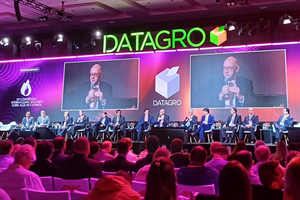 Featured image for “23ª CONFERÊNCIA INTERNACIONAL DATAGRO SOBRE AÇÚCAR E ÁLCOOL”